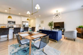 Charlotte Getaway with Yard - 3 Mi to Uptown!